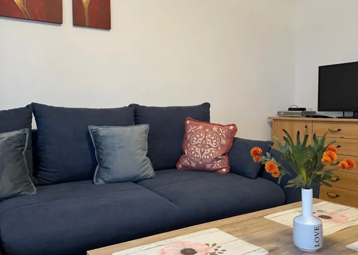 Apartament Antica Near The Queen In - By Ta Leut Agency