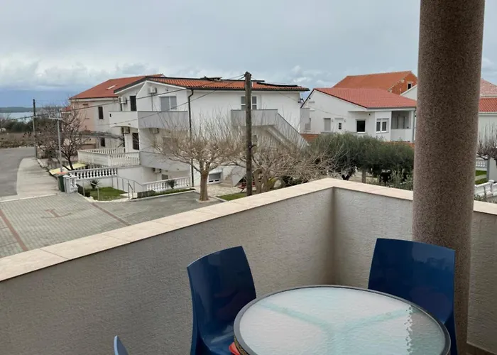 Apartmán Antica Near The Queen In - By Ta Leut Agency *